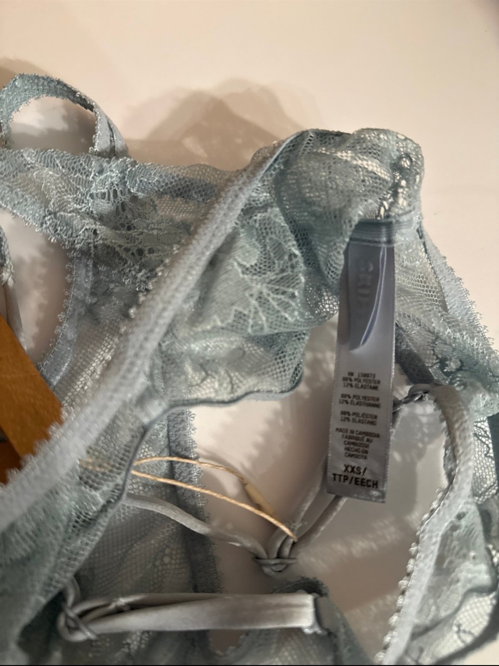 Skims Ultra Fine Lace
Plunge Bralette Denim XXS - Picture 7 of 9